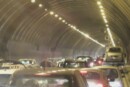 Incidente nella Galleria Laziale: tunnel chiuso e traffico bloccato