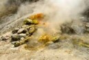 Campi Flegrei: segnalata fuoriuscita di fumo dall'asfalto