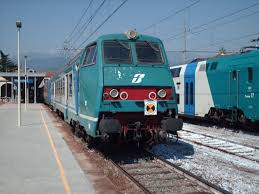 Ferrovie dello Stato assume: si ricerca la figura di Capotreno