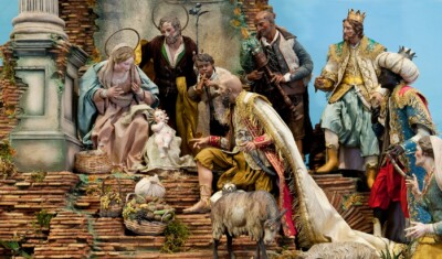 milano rifiuta presepe artigianato locale