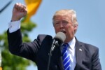 Trump introduce "travel ban" escalation iran napoli