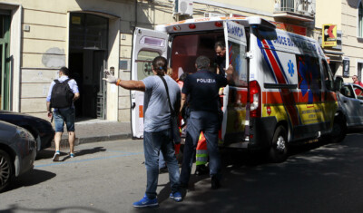 accoltellato quindicenne