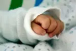 tragedia a mugnano neonato ustionato portici