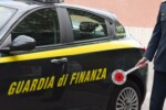 Sequestrati prodotti scolastici contraffatti furbetti del reddito, napoli coniugi usurai