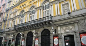 Suicidio Teatro Bellini