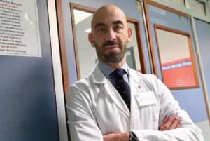 Bassetti rivela: “Esiste un farmaco anti-Covid di cui nessuno parla” Bassetti