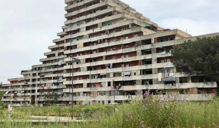 Scampia: acquisto di oro, denaro e preziosi rubati scampia: acquisto oro rubato nelle vele