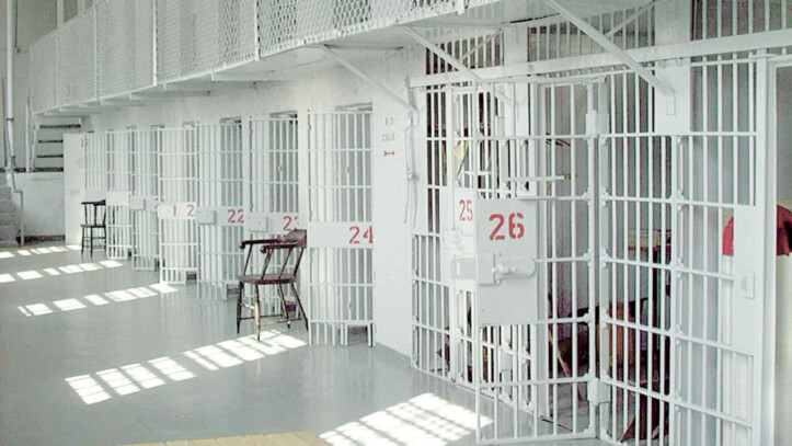 Camorra: aumenta la tassa per le mogli dei carcerati camorra: aumenta la tassa per le mogli dei carcerati