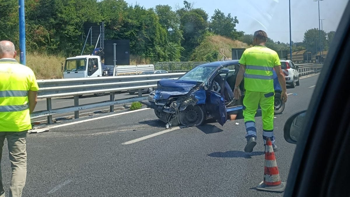 Incidente Tangenziale Napoli: Caccia Al Pirata Della Strada - Napoli ZON