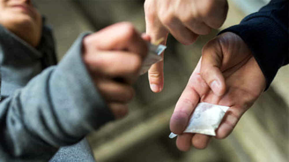 Blitz antidroga a Caivano: arrestato 29enne