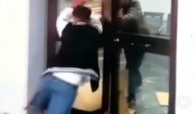 AGGREDISCONO SENZATETTO DISABILE