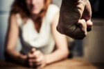 aggredisce in ospedale Giugliano in Campania