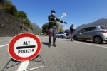 Due arresti nel napoletano: in auto il "kit" del rapinatore