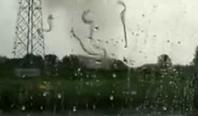 Allerta meteo Campania oggi: la Protezione Civile avvisa per venti forti e mareggiate. Rischi a Napoli e lungo le coste. Consulta le previsioni e le precauzioni. Maltempo Campania: prorogata allerta meteo fino alle 15 di domani