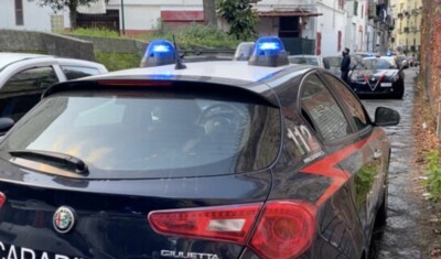 Madre minaccia di uccidere il figlio