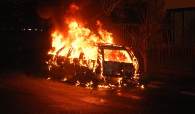 Home auto in fiamme Nola