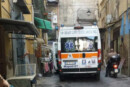 ambulanza bloccata quartieri spagnoli