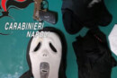 Pistola e maschera di Scream