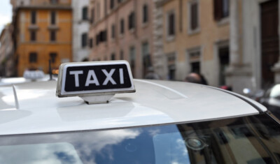 Napoli sciopero taxi