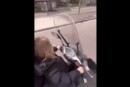 bimbo 6 anni scooter