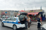 Controlli a Napoli per la sicurezza stradale, fermata automedica