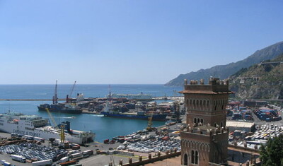 Salerno sbarco migranti Nuovo ospedale Salerno bocciodromo salerno