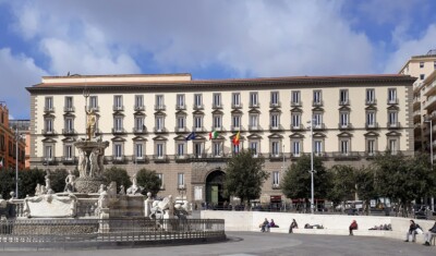 napoli manifestazione palazzo san giacomo
