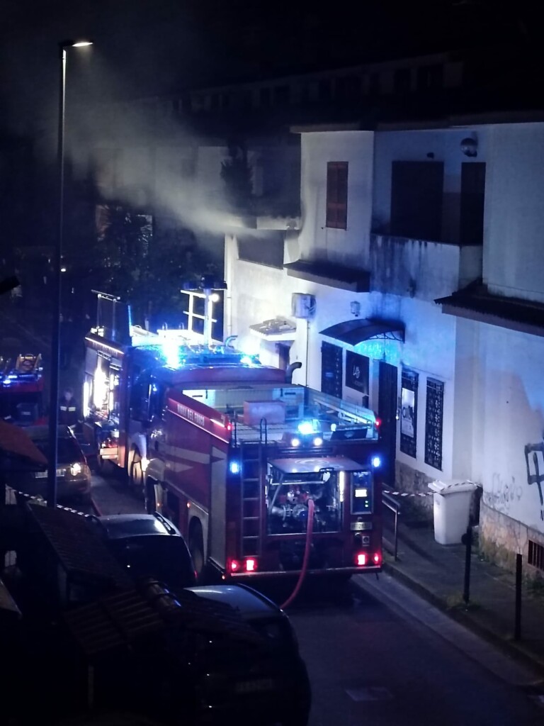 Mugnano incendio fabbrica