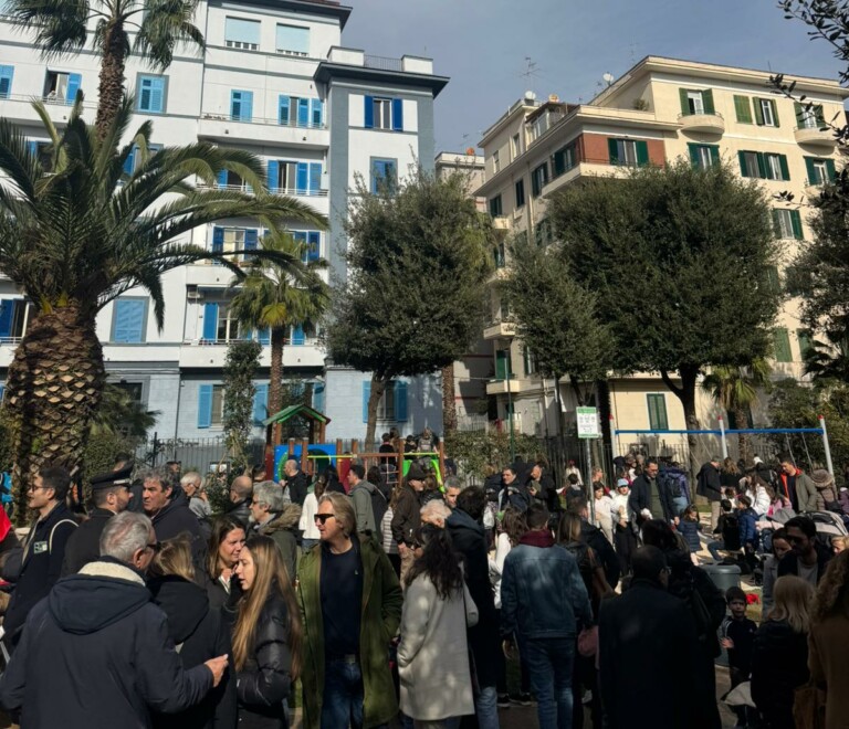 Parco Mascagna riaperto questa mattina: la grande festa con famiglie e bambini assieme al Sindaco di Napoli Gaetano Manfredi.