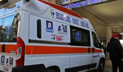 82 enne alle poste in ambulanza per il reddito d'inclusione