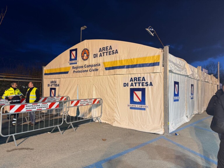 Terremoto Campi Flegrei: allestito presidio di primo soccorso alla ex base Nato di Bagnoli, provvedimento della Regione Campania.