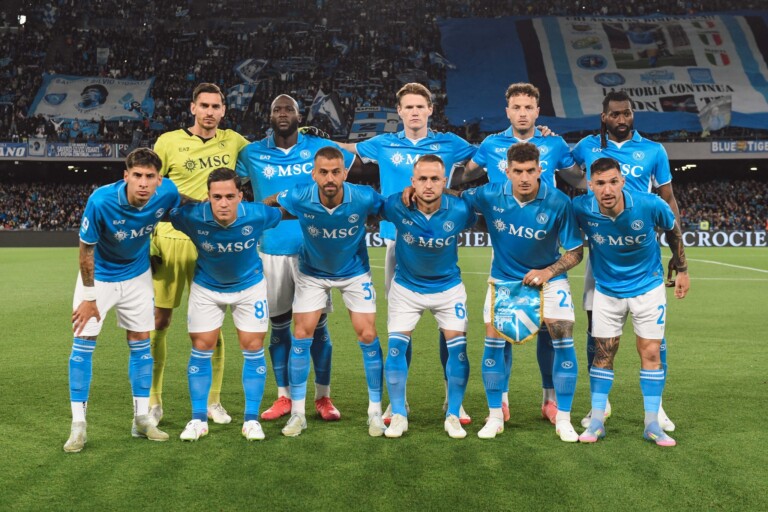 Festa scudetto Napoli 2025: bus scoperti sul lungomare e maxi-schermi Festa scudetto Napoli 2025