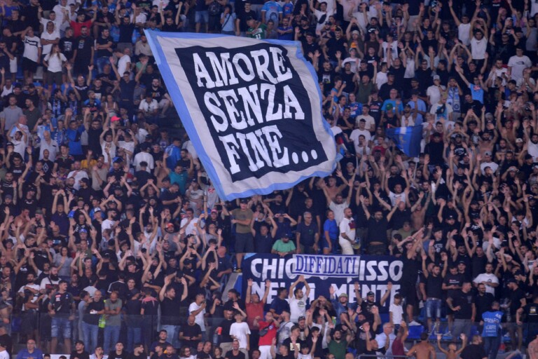 Napoli Cagliari, maxischermi in tre punti della città: ecco dove napoli cagliari