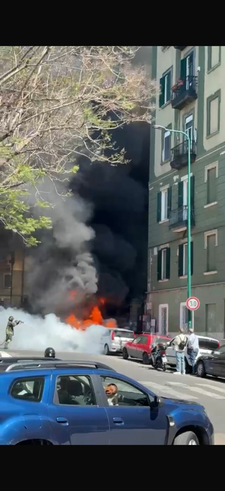 Incendio Vomero
