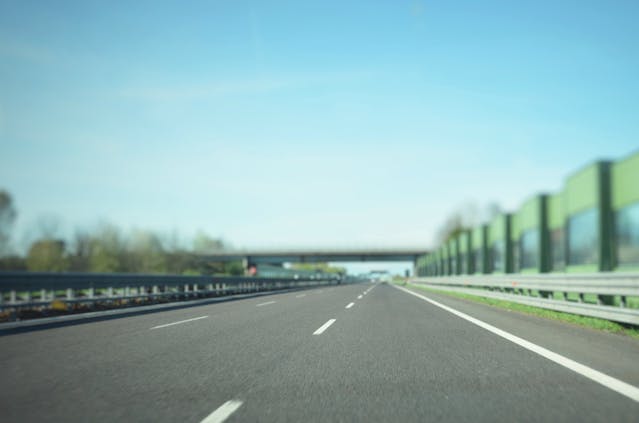 Scuolabus in gita – Vittima di uno scontro in autostrada scuolabus in gita incidente