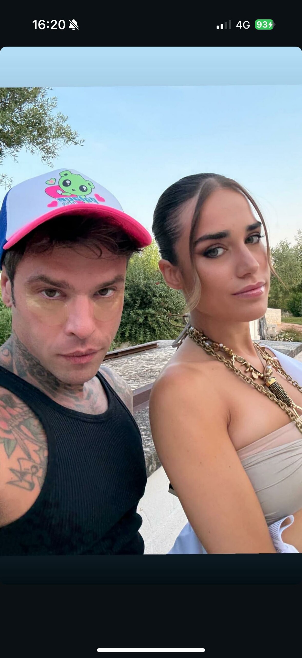 Fedez e Clara: lo scherzo terribile del rapper in Puglia Fedez e Clara