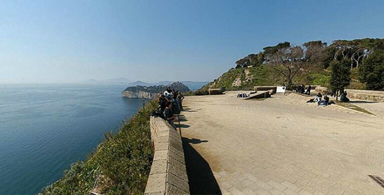 Suicidio a Posillipo