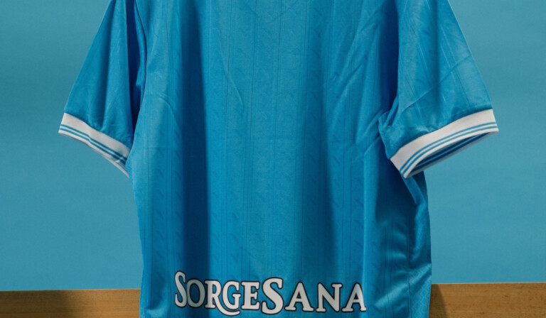Calcio Napoli: fuori la nuova maglia del Napoli calcio napoli nuova maglia