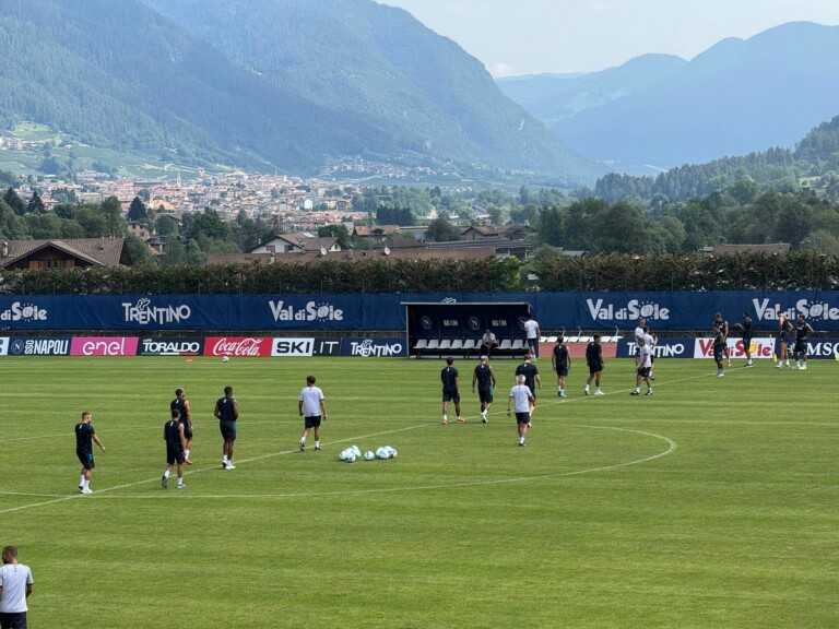 ritiro napoli dimaro