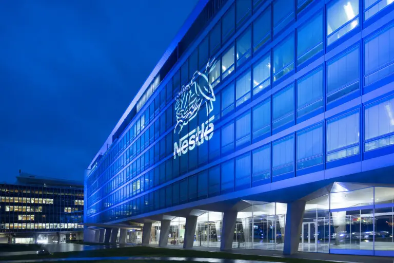 Nestlé licenziamenti: saranno tagliati 16mila posti di lavoro Nestlé licenziamenti