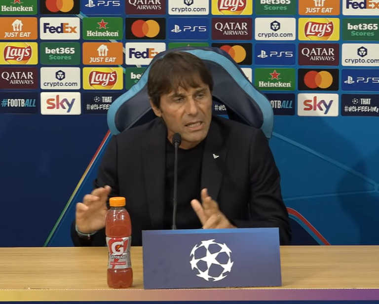 Napoli Eintracht conferenza