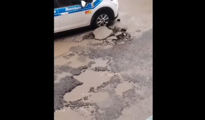 Nuova voragine a Bagnoli