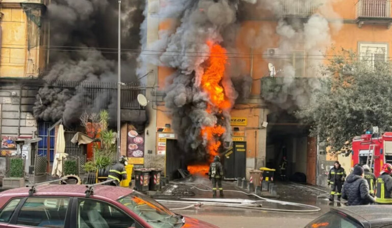 incendio secondigliano