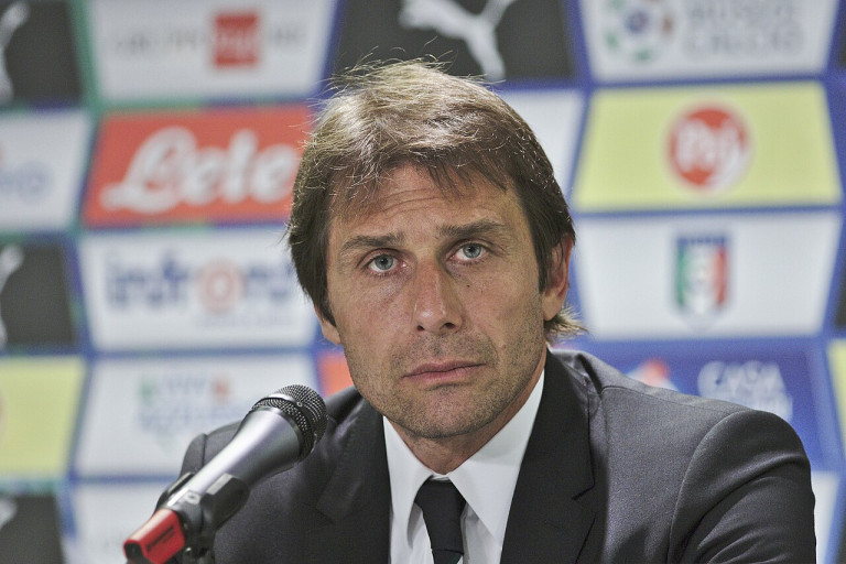 Antonio Conte a Poggioreale