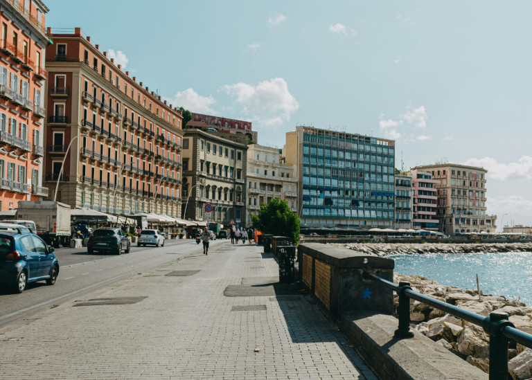lungomare di Napoli