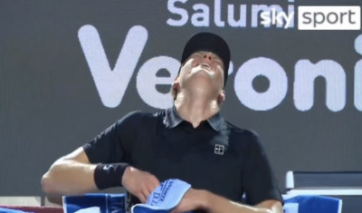 Jannik Sinner accertamenti al San Raffaele dopo i problemi di salute al Roland Garros