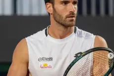 Andrea Pellegrino durante le qualificazioni al Roland Garros 2026