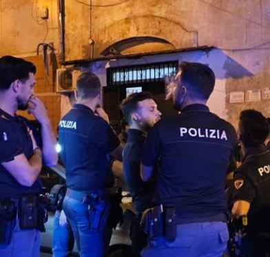 Sparatoria Napoli: uomo ucciso a Via Rosaroll