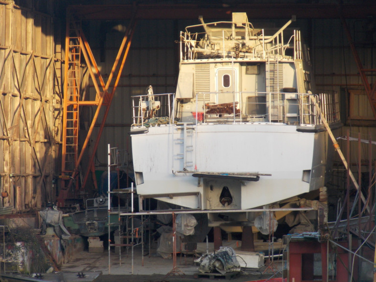 Cantiere nautico abusivo a Castellammare