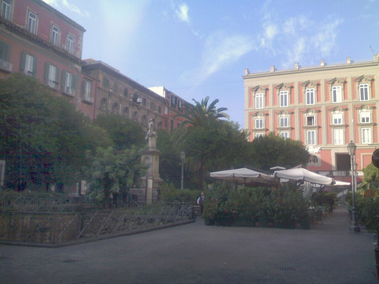 Ordinanza movida Piazza Bellini